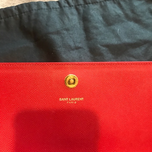 Beautiful red YSL clutch - Picture 2 of 5